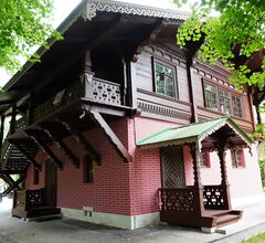 В Кусково открывается Швейцарский домик