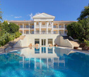 В Абрау-Дюрсо открывается бутик-отель Imperial Hotel & Champagne SPA